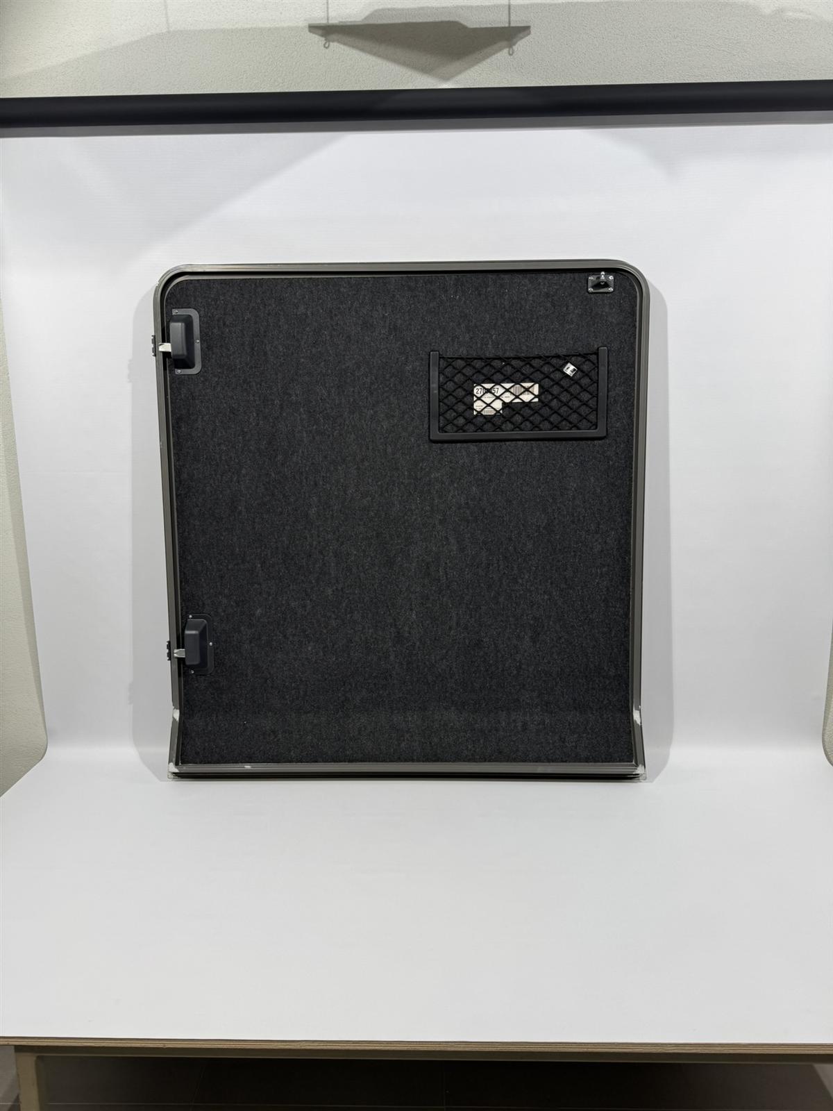 Hymer Serviceklappe 1150x1217mm bronze – Bild 9