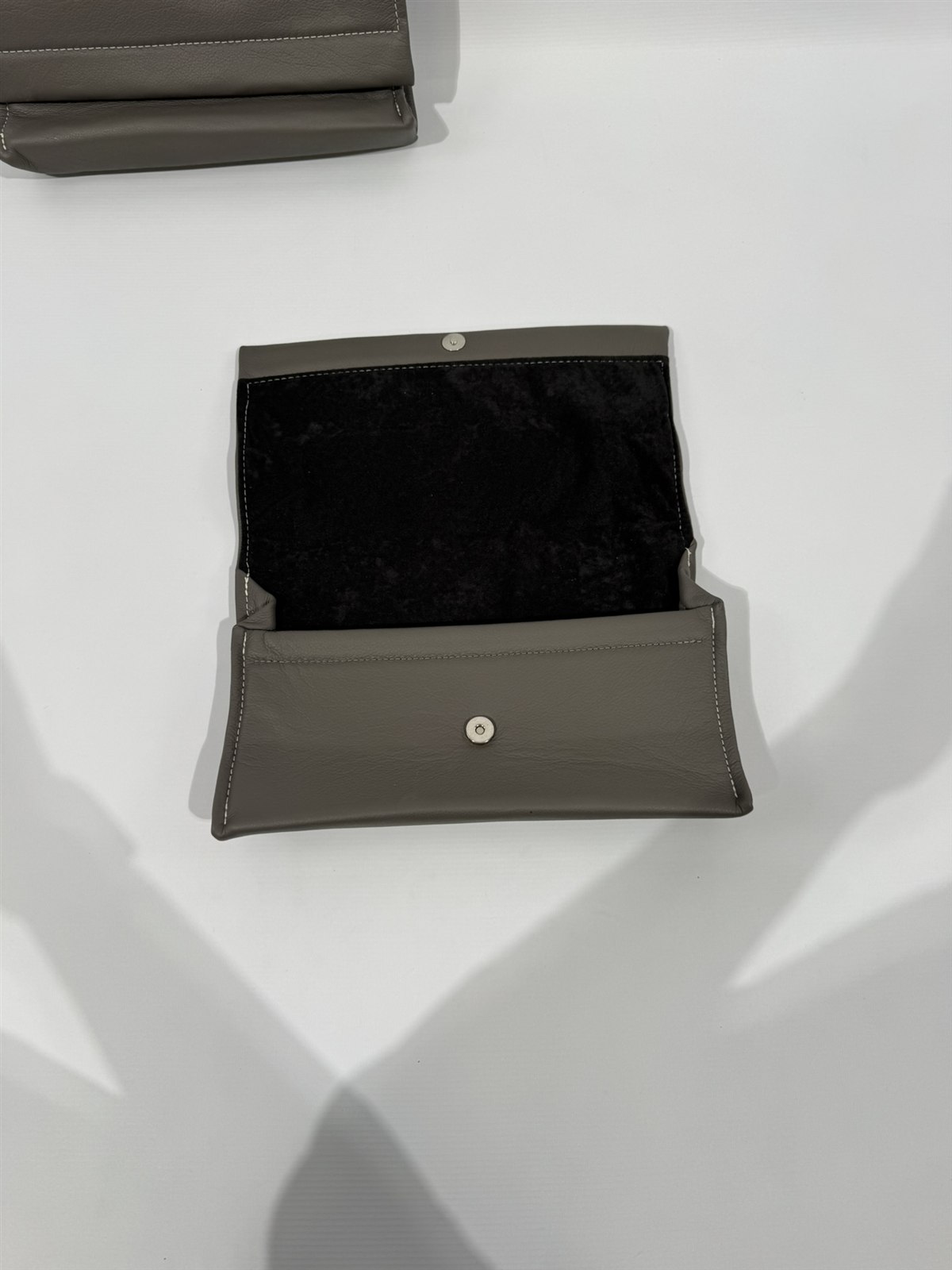 Eura Mobil Echtleder Tasche 33x22cm graubraun 2er Set – Bild 5