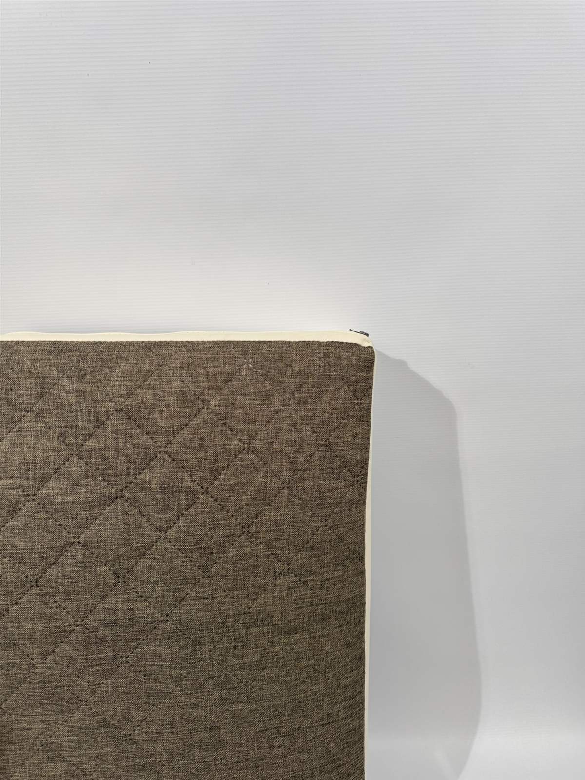 Eura Mobil Sitzpolster beige/braun 102x63x12cm – Bild 4